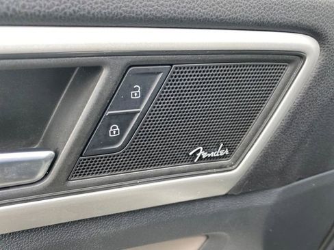 Used 2023 Volkswagen Atlas Cross Sport SEL Premium R-Line image 18