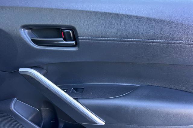 Certified 2025 Toyota Corolla Cross AWD Hybrid image 18