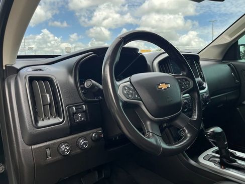 Used 2021 Chevrolet Colorado LT w/ Safety Package AWD/4WD image 14
