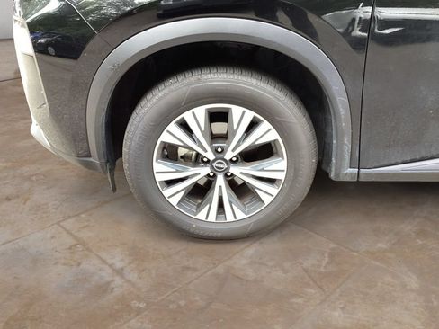 Used 2023 Nissan Rogue SV FWD image 14