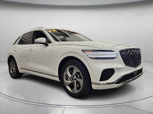 Used 2026 Genesis GV70 2.5T Select image 9