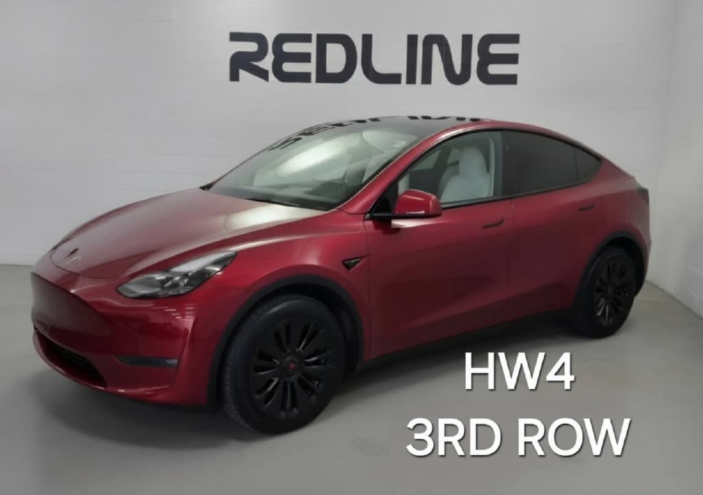 Used 2024 Tesla Model Y Long Range AWD/4WD image 1