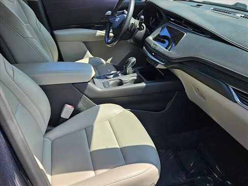 Used 2019 Cadillac XT4 Premium Luxury w/ Driver Awareness Package image 20