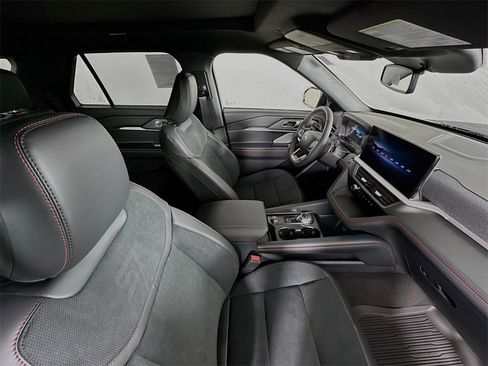 New 2026 Ford Explorer ST w/ Sun And Sound Package image 31