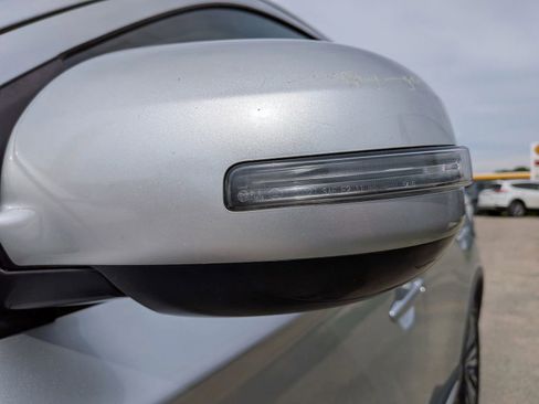 Used 2020 Mitsubishi Outlander SE FWD image 12
