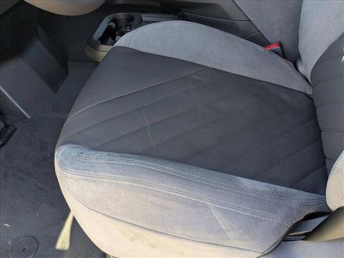 New 2026 BMW iX xDrive45 w/ M Sport Package image 4