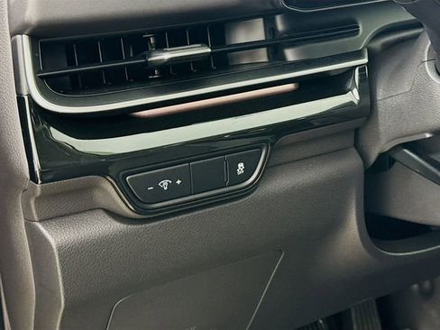 Used 2025 Kia Carnival SX Prestige image 10