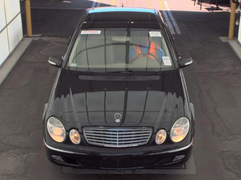 Used 2003 Mercedes-Benz E 320 Sedan w/ X2 Opt Pkg image 2