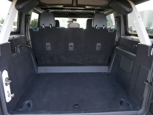 Used 2023 Ford Bronco Outer Banks AWD/4WD image 16