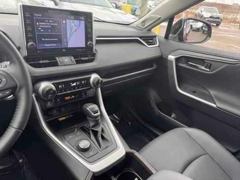 Certified 2022 Toyota RAV4 Limited image 18