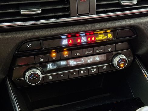 Used 2022 MAZDA CX-9 Carbon Edition image 19