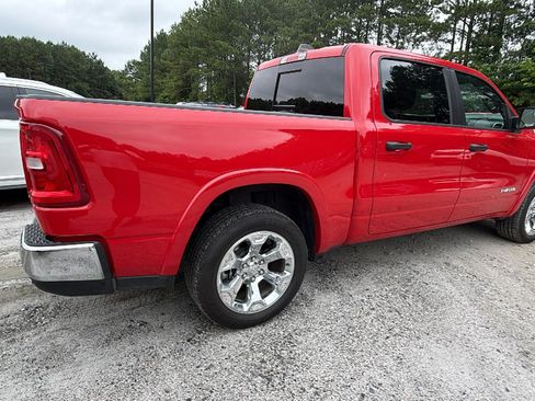 Used 2025 RAM 1500 Big Horn AWD/4WD image 8