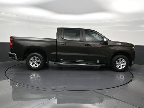 Used 2022 Chevrolet Silverado 1500 LT RWD image 7