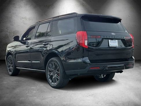 New 2025 Ford Expedition Platinum w/ Stealth Performance Package AWD/4WD image 4
