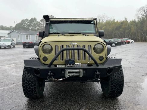 Used 2013 Jeep Wrangler Unlimited Sport image 4