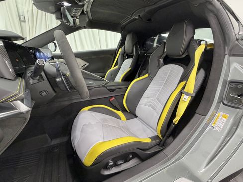 Used 2022 Chevrolet Corvette Stingray Premium Cpe RWD image 35