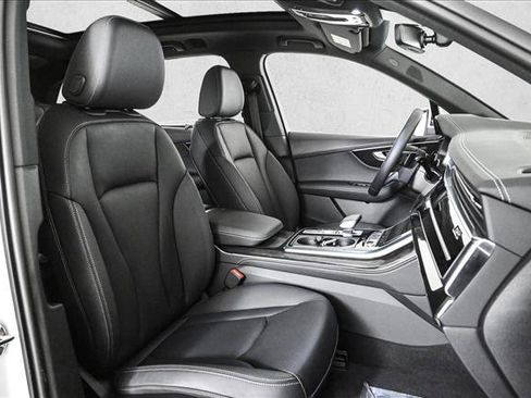 Certified 2025 Audi Q7 Premium Plus w/ Premium Plus Package image 23