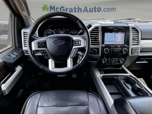 Used 2017 Ford F250 Lariat w/ Lariat Value Package AWD/4WD image 10