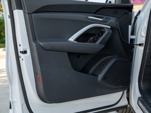 New 2025 Audi Q5 Premium w/ Convenience Package image 17