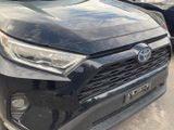 Used 2021 Toyota RAV4 XLE image 4
