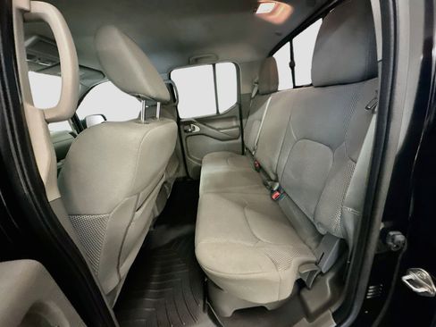 Used 2021 Nissan Frontier SV w/ Midnight Edition Floor Mats AWD/4WD image 28