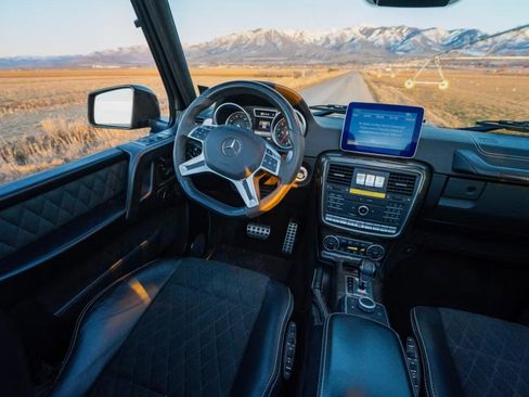 Used 2017 Mercedes-Benz G 550 Squared image 25