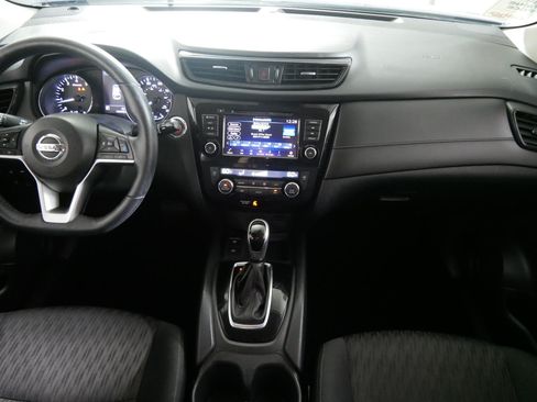 Used 2019 Nissan Rogue SV w/ Premium Package AWD/4WD image 10