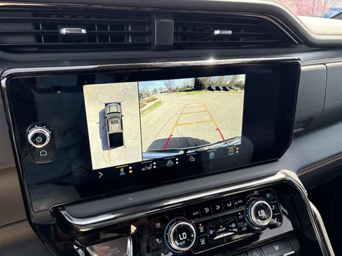 Used 2022 GMC Sierra 1500 AT4 w/ AT4 Premium Package image 23