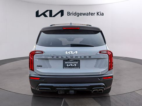 Used 2022 Kia Telluride EX w/ EX Premium Package AWD/4WD image 5