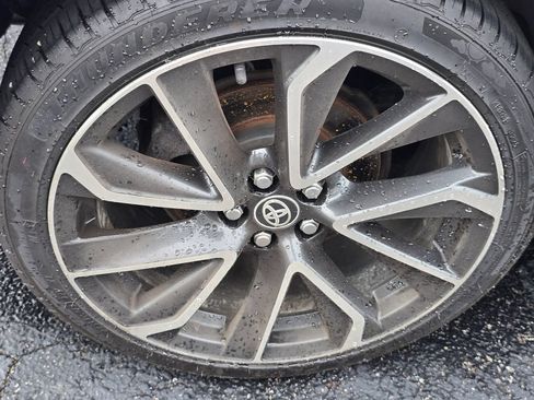 Certified 2019 Toyota Corolla XSE FWD image 9