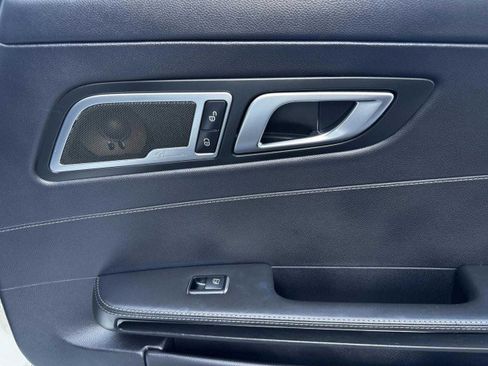 Used 2018 Mercedes-Benz AMG GT Roadster image 44