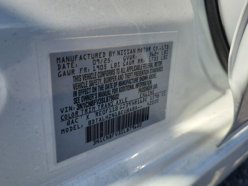 Certified 2025 Nissan Versa SR w/ Trunk Package FWD image 34