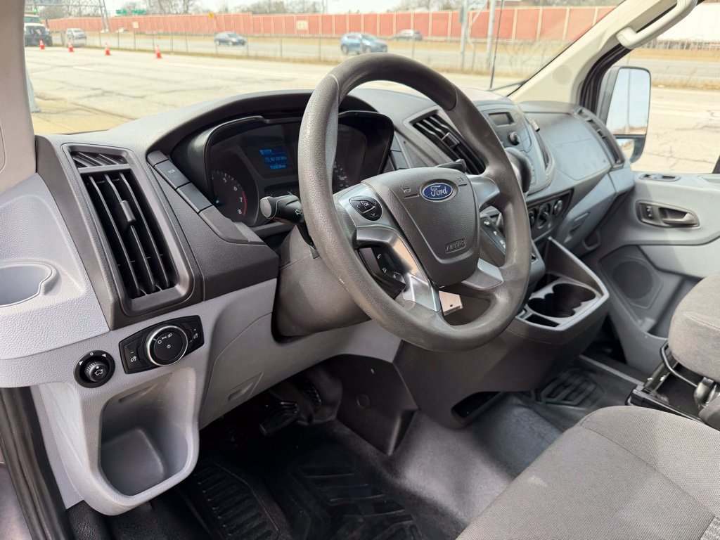 Used 2015 Ford Transit 150 130 Low Roof RWD image 22