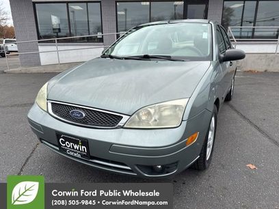 Used 2005 Ford Focus ZX4 Sedan