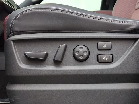 Used 2025 INFINITI QX80 Autograph image 14