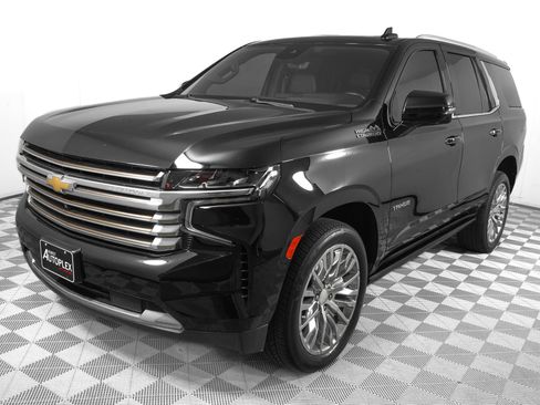 Used 2023 Chevrolet Tahoe High Country w/ Premium Package RWD image 7