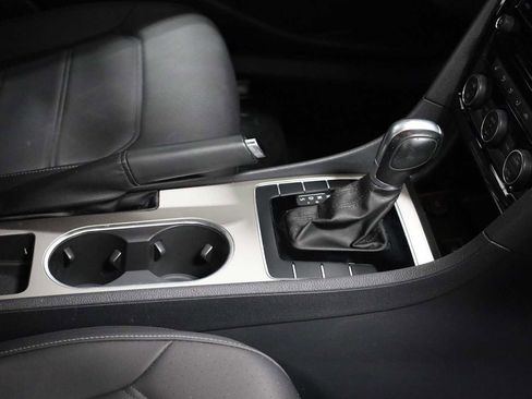 Used 2021 Volkswagen Passat 2.0T SE image 20