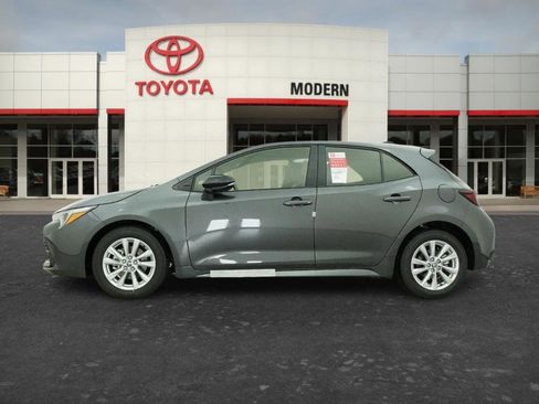 New 2026 Toyota Corolla SE FWD image 10