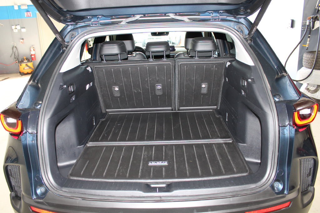 Used 2023 MAZDA CX-50 AWD 2.5 S w/ Cargo Package image 29