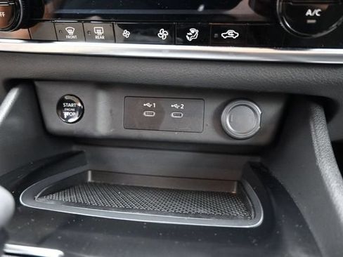 Used 2026 Nissan Rogue SV FWD image 34
