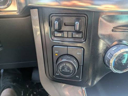 Used 2023 Ford F150 Lariat w/ Equipment Group 502A High AWD/4WD image 30