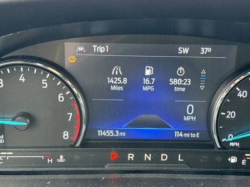 Used 2023 Ford Explorer XLT w/ Equipment Group 202A image 19