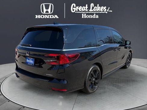 Certified 2024 Honda Odyssey Sport image 4