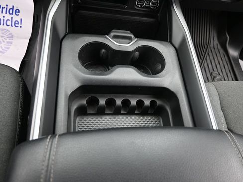Used 2023 RAM 1500 Big Horn AWD/4WD image 32