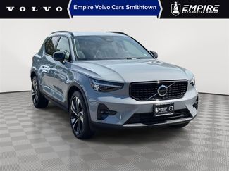 Certified 2025 Volvo XC40 B5 Plus w/ Protection Package Premier image 1