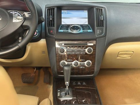 Used 2011 Nissan Maxima 3.5 SV w/ Premium Pkg FWD image 16