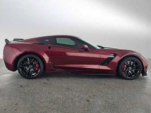 Used 2016 Chevrolet Corvette Z06 w/ 3LZ Preferred Equipment Group image 2
