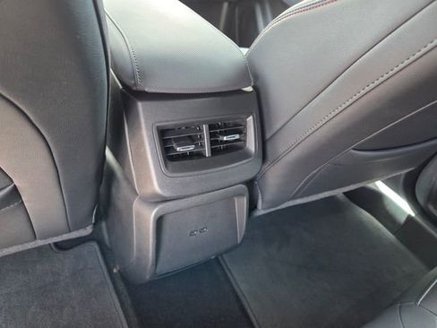 Used 2024 Chevrolet Equinox EV RS FWD image 6