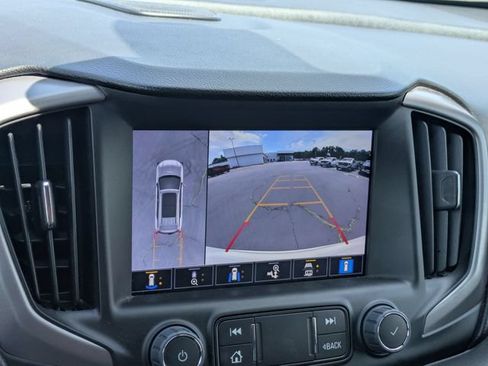 Certified 2024 GMC Terrain AT4 w/ Infotainment Package II AWD/4WD image 22