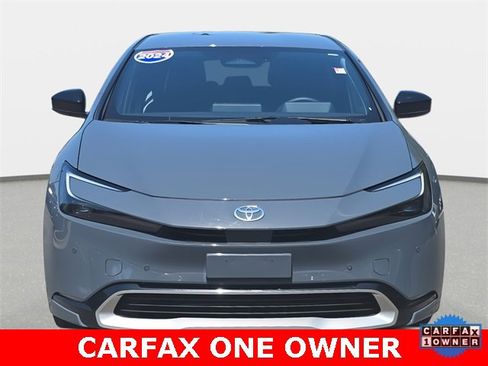 Used 2024 Toyota Prius Prime image 2